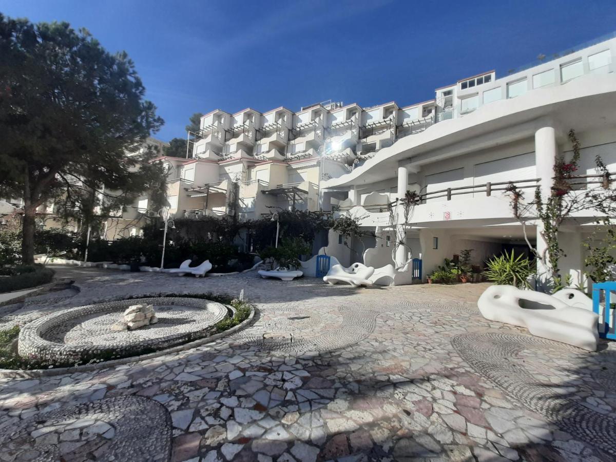 Kela Apartments Sarande Exterior photo
