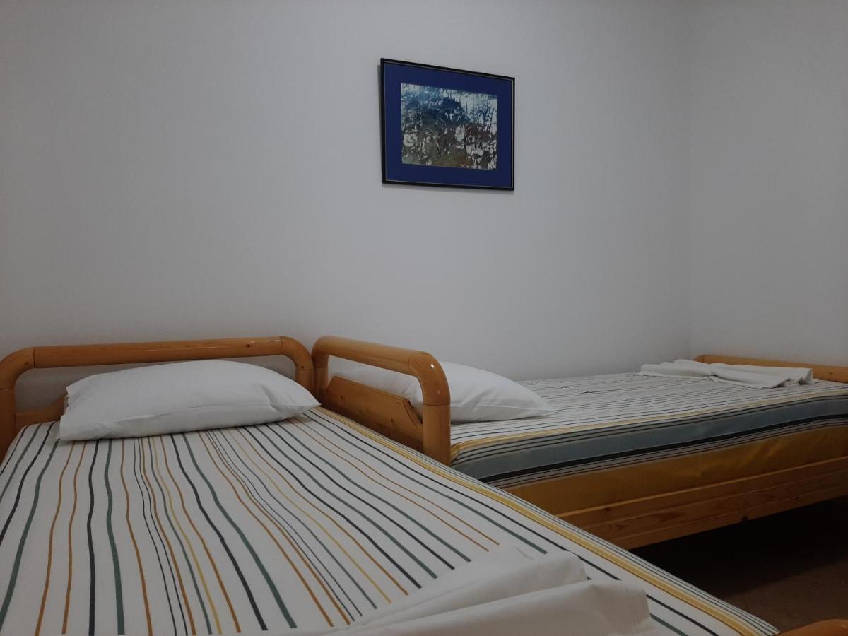 Kela Apartments Sarande Exterior photo