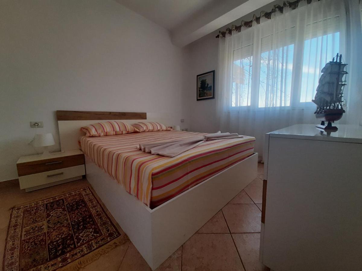 Kela Apartments Sarande Exterior photo