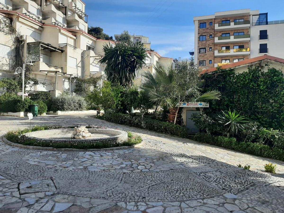 Kela Apartments Sarande Exterior photo