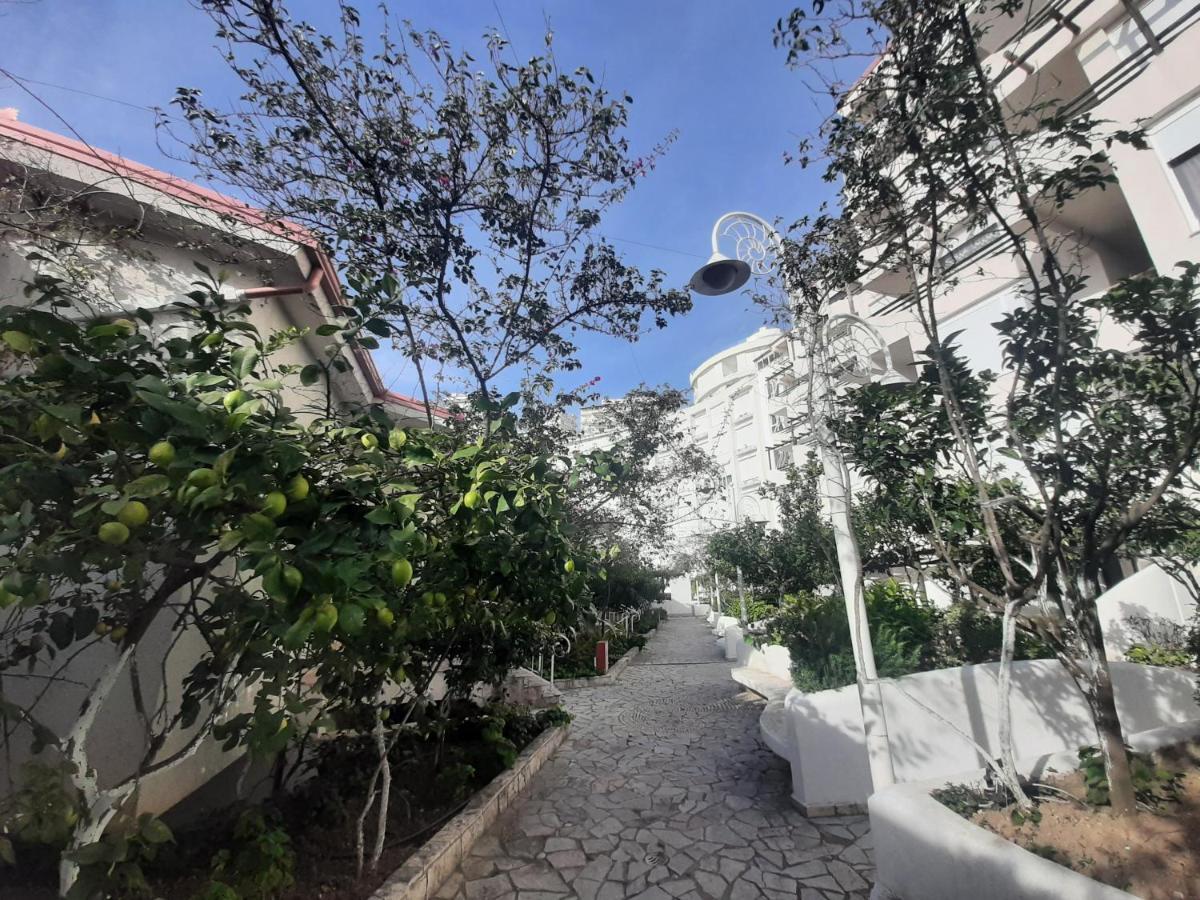 Kela Apartments Sarande Exterior photo