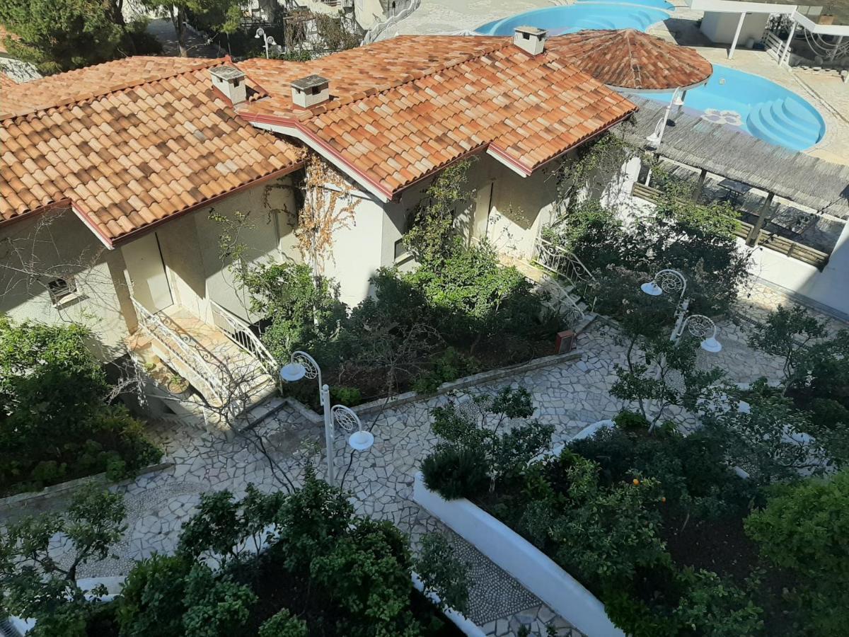 Kela Apartments Sarande Exterior photo