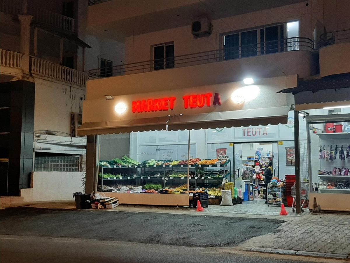 Kela Apartments Sarande Exterior photo
