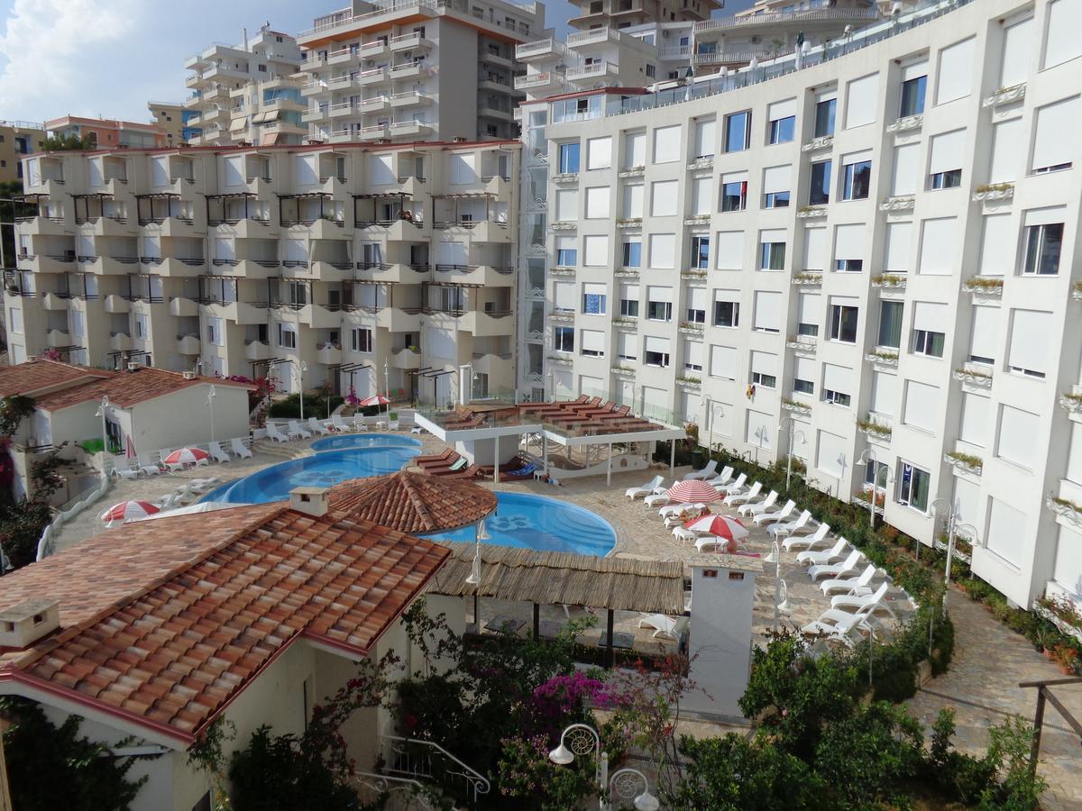 Kela Apartments Sarande Exterior photo
