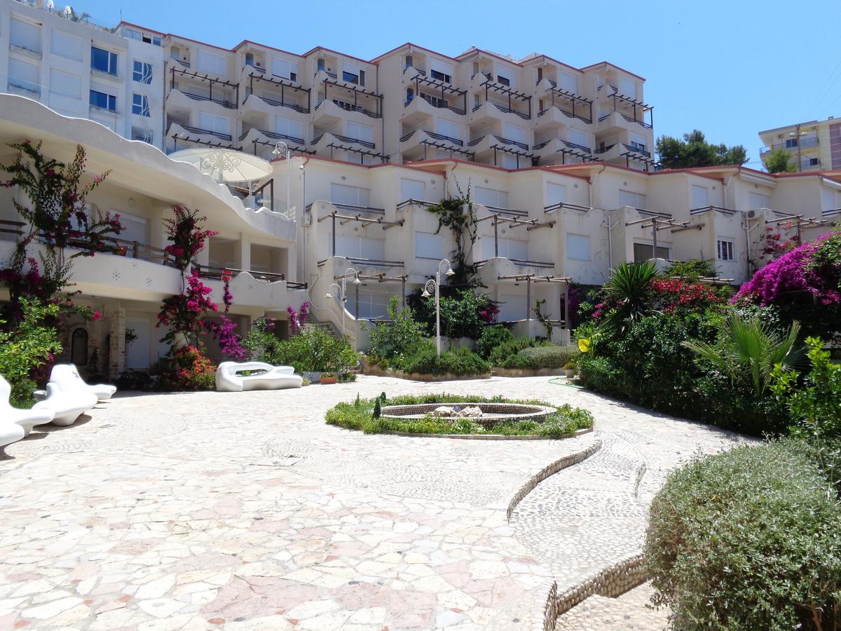 Kela Apartments Sarande Exterior photo