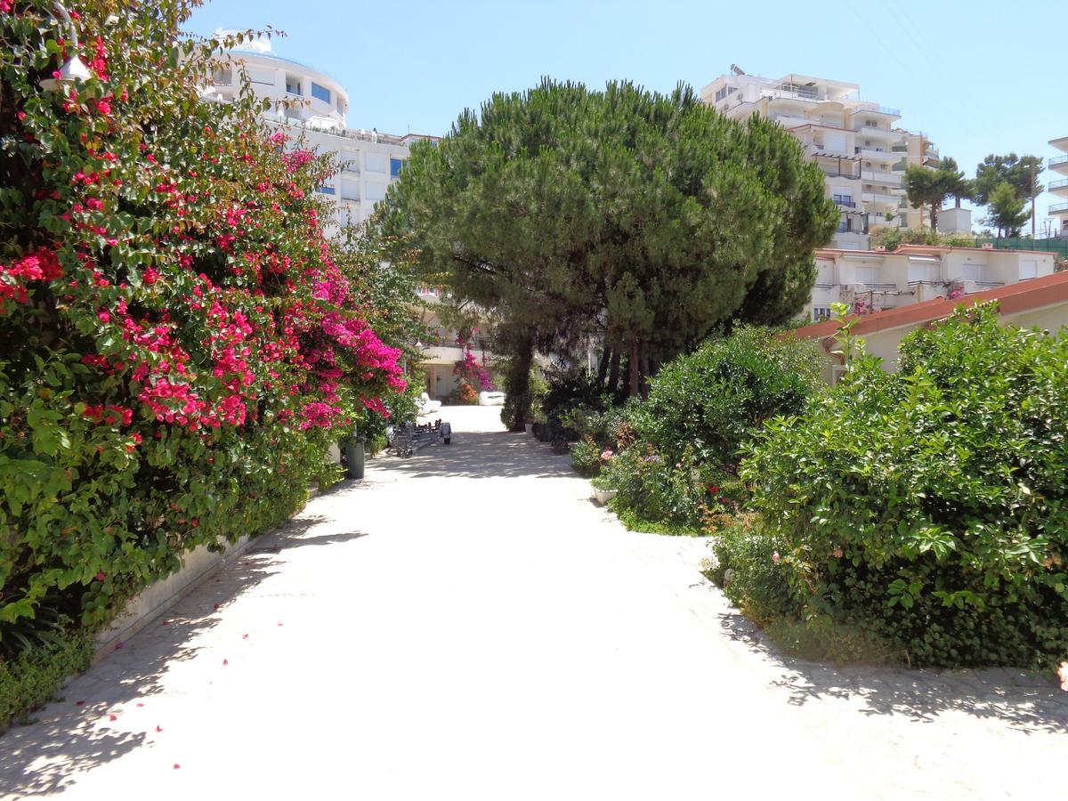 Kela Apartments Sarande Exterior photo